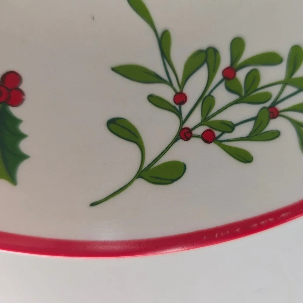 Royal Norfolk Holly Berry Christmas Dinner Plates Set of 3 Red Green 10 Inch